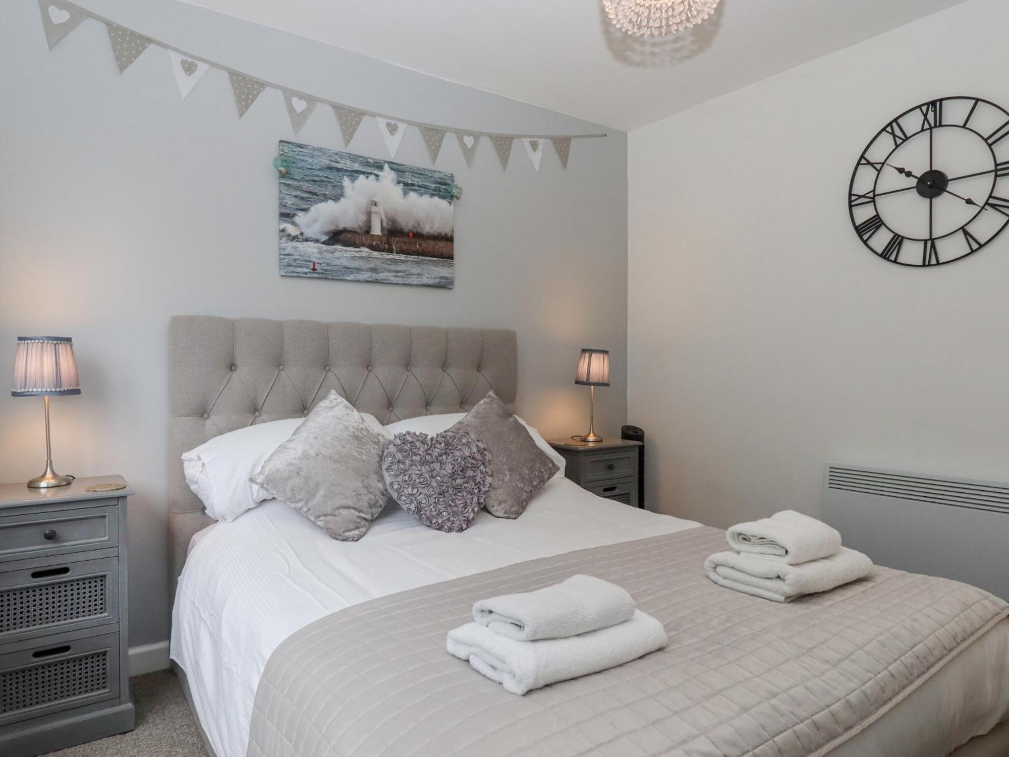 3 Dolphin Court Apartamento Brixham Exterior foto